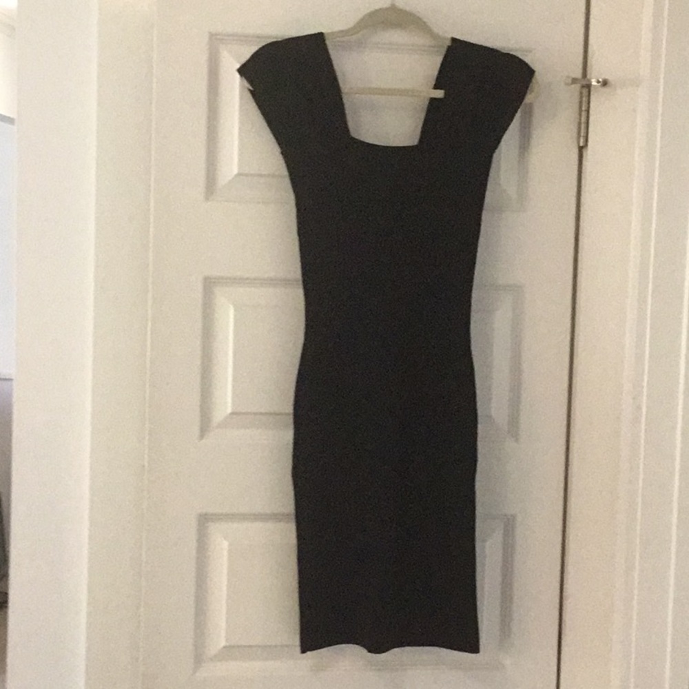Max studio 90’s cocktail dress